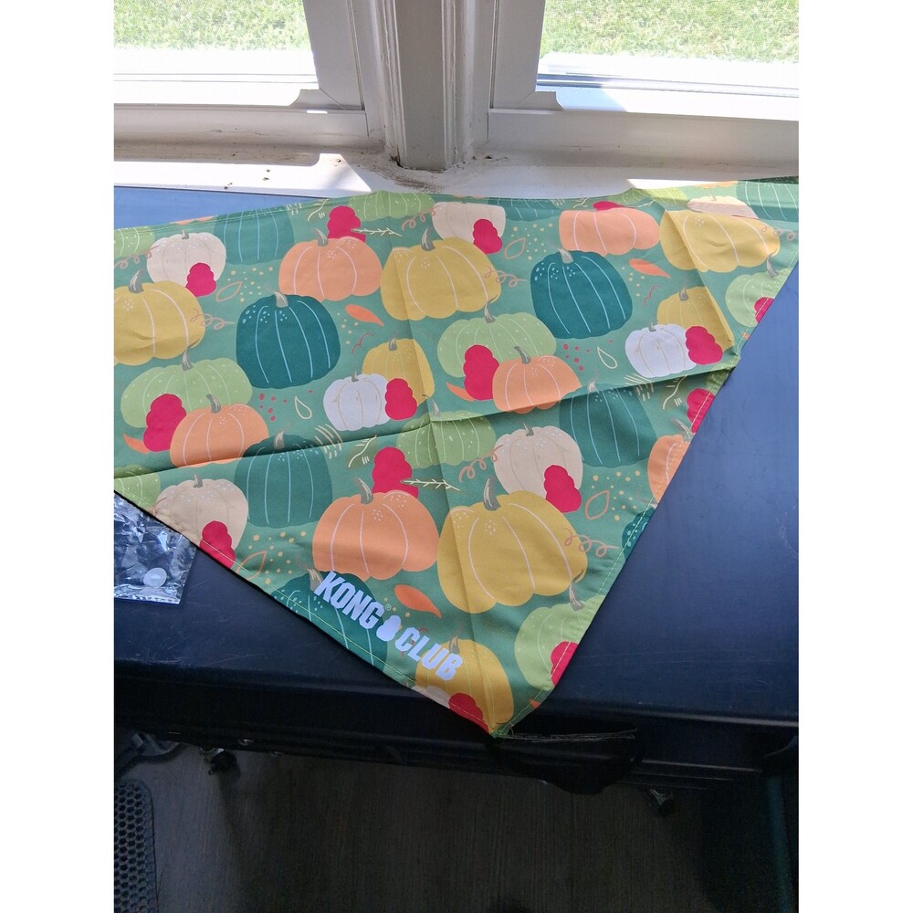 210 Thanksgiving Fall Pumpkins Kong Club Bandana Dogs XL NWT Collectors Release